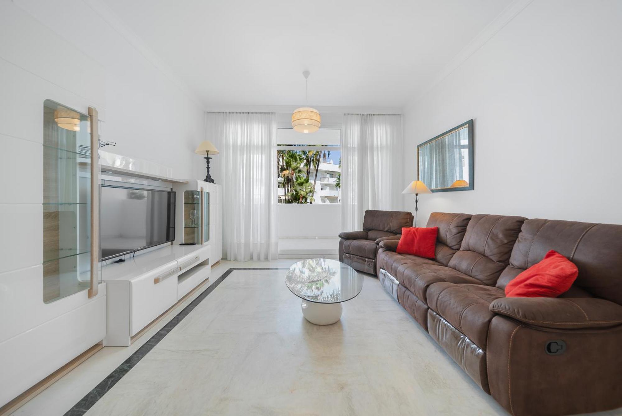 Marbella Real Seaside Apartamento Exterior foto